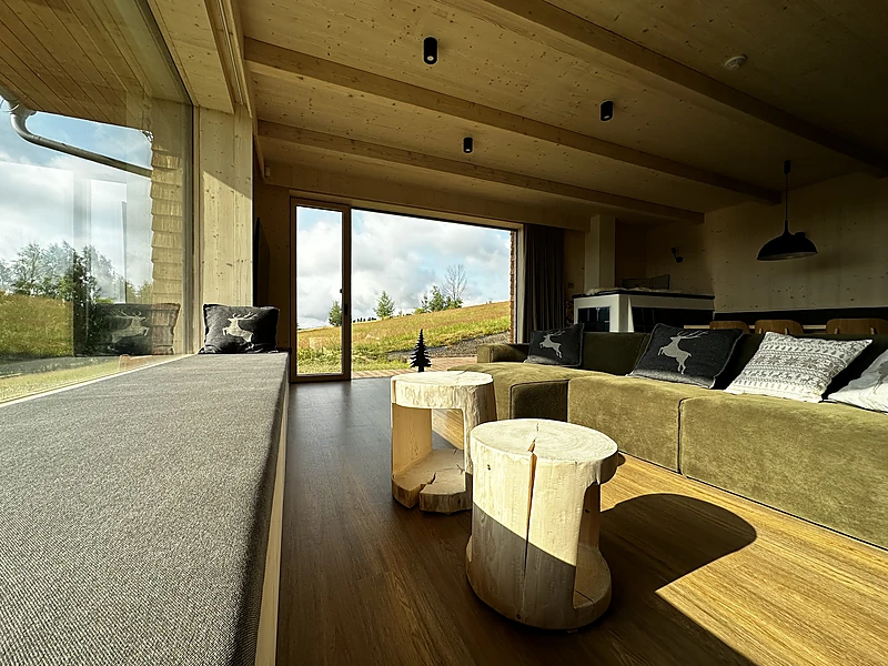 Wide window ledge to lie down on